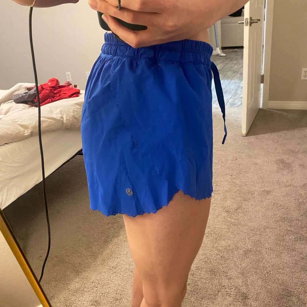 LULULEMON SHORTS-ELECTRIC BLUE